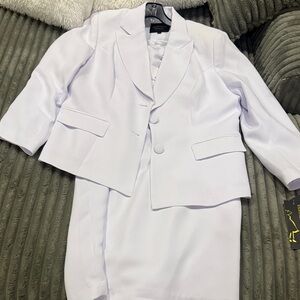 Elegant White Women’s Suit